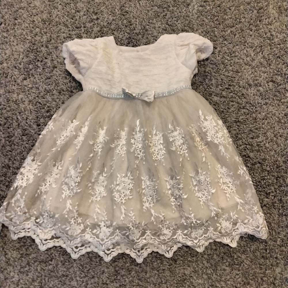 Elegant White Lace Kids Dress